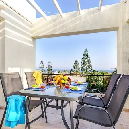 Astonnishing Panoramic Sea Views Apartment Limassol